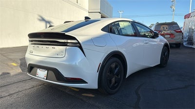 2026 Toyota Prius Plug-in Hybrid SE