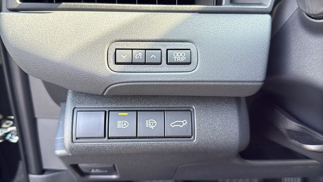 2026 Toyota C-HR XSE