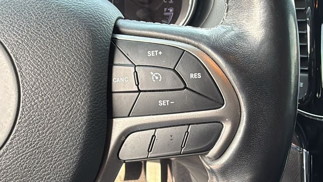 2020 Jeep Grand Cherokee Overland 4x2