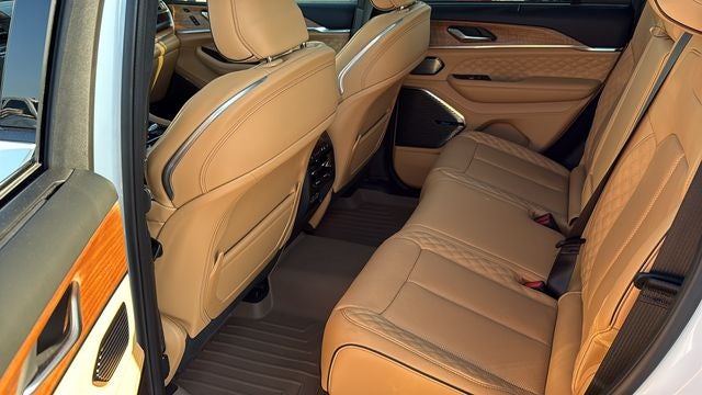 2025 Jeep Grand Cherokee Summit Reserve 4x4