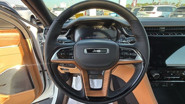 2025 Jeep Grand Cherokee Summit Reserve 4x4