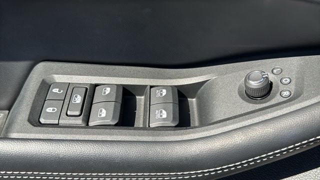 2025 Jeep Grand Cherokee L Laredo X 4x2