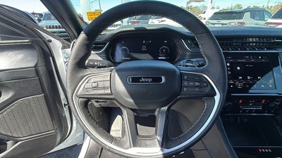 2025 Jeep Grand Cherokee L Laredo X 4x2