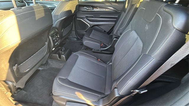 2021 Jeep Grand Cherokee L Laredo 4x4