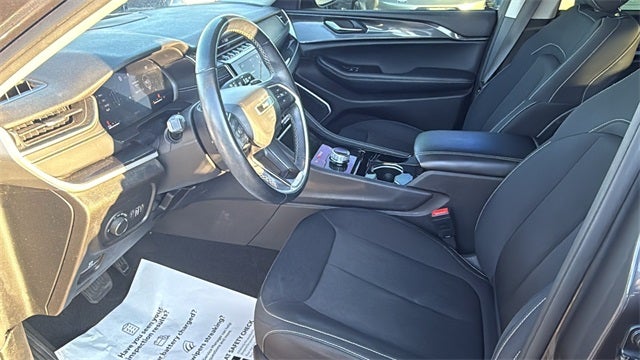 2021 Jeep Grand Cherokee L Laredo 4x4