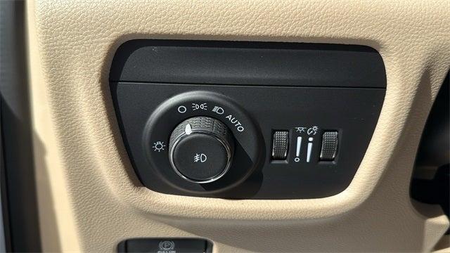 2025 Jeep Grand Cherokee L Limited 4x4