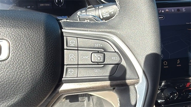 2025 Jeep Grand Cherokee L Limited 4x4