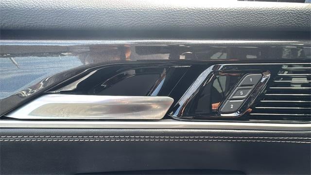 2023 Jeep Wagoneer Series I 4x2