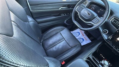 2024 Jeep Wagoneer Series II 4x2