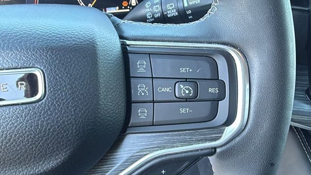 2024 Jeep Wagoneer Series II 4x2