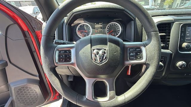 2024 RAM 1500 Classic Warlock Crew Cab 4x2 5'7' Box
