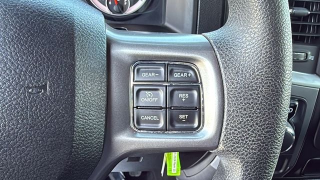 2024 RAM 1500 Classic Warlock Crew Cab 4x2 5'7' Box