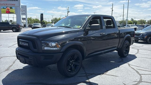 2024 RAM 1500 Classic Warlock Crew Cab 4x2 5'7' Box