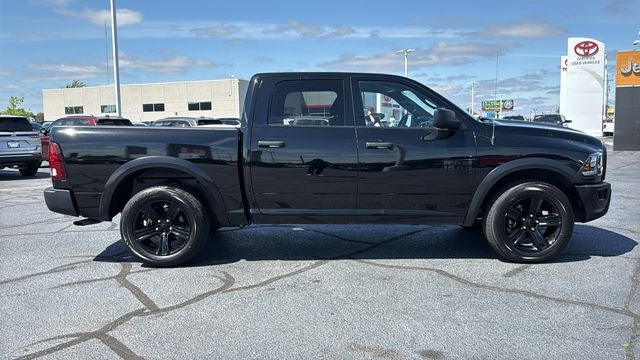 2024 RAM 1500 Classic Warlock Crew Cab 4x2 5'7' Box