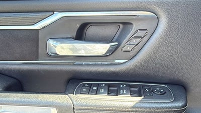 2024 RAM 1500 Laramie Crew Cab 4x2 5'7' Box