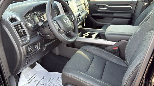 2025 RAM 1500 Big Horn Crew Cab 4x4 5'7' Box