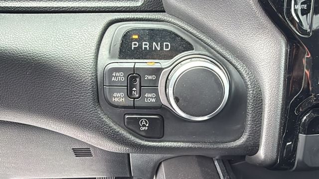 2025 RAM 1500 Big Horn Crew Cab 4x4 5'7' Box