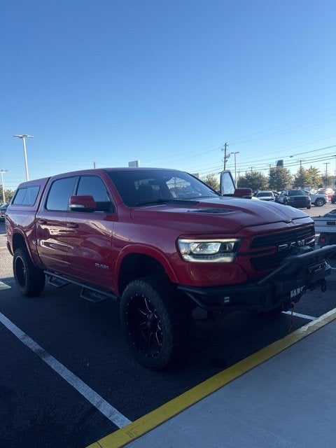 2019 RAM 1500 Laramie Crew Cab 4x4 5'7' Box