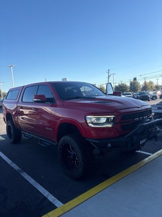 2019 RAM 1500 Laramie Crew Cab 4x4 5'7' Box