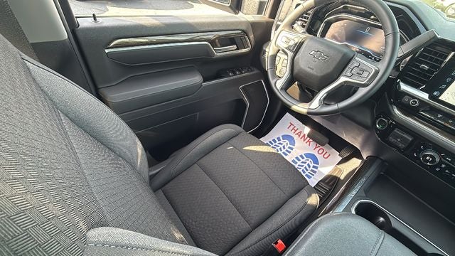 2025 Chevrolet Silverado 2500HD 4WD Crew Cab Standard Bed LT