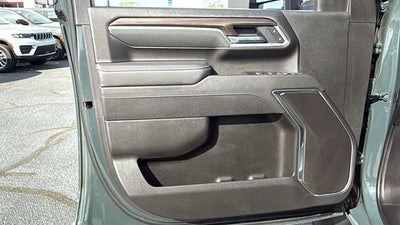 2025 Chevrolet Silverado 2500HD 4WD Crew Cab Standard Bed LT