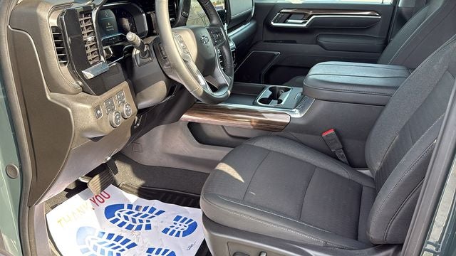 2025 Chevrolet Silverado 2500HD 4WD Crew Cab Standard Bed LT