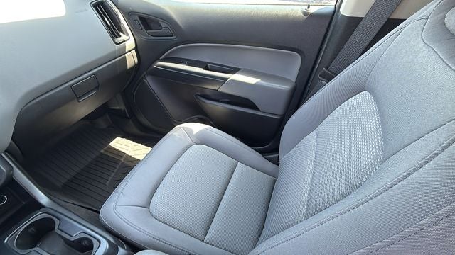 2022 Chevrolet Colorado 4WD Crew Cab Short Box WT