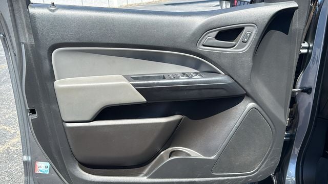 2022 Chevrolet Colorado 4WD Crew Cab Short Box WT