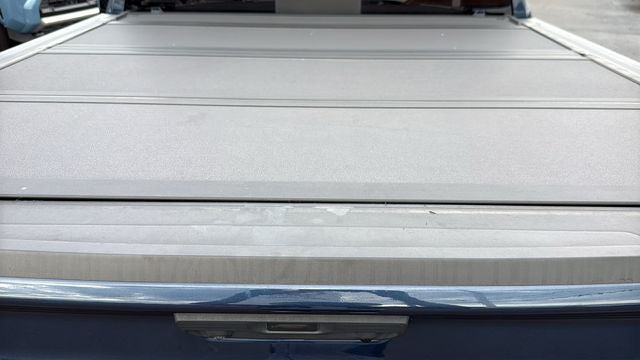 2022 Chevrolet Silverado 1500 2WD Crew Cab Short Bed High Country