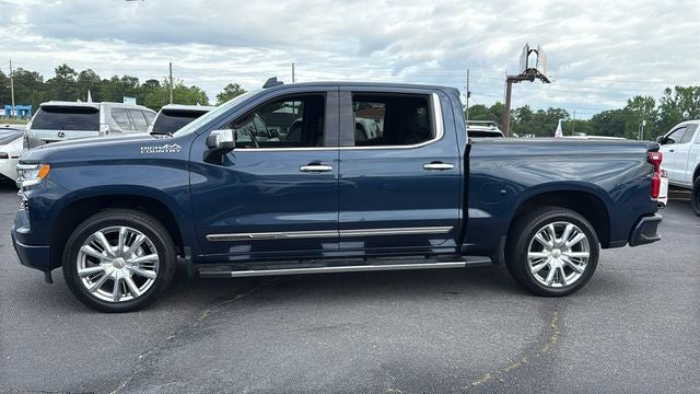 2022 Chevrolet Silverado 1500 2WD Crew Cab Short Bed High Country