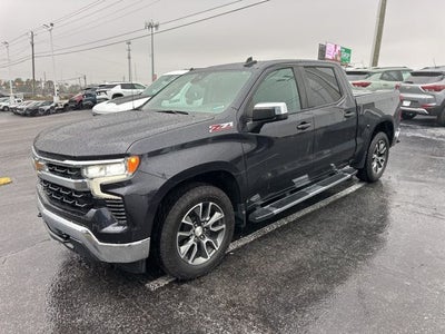 2022 Chevrolet Silverado 1500 4WD Crew Cab Standard Bed LT
