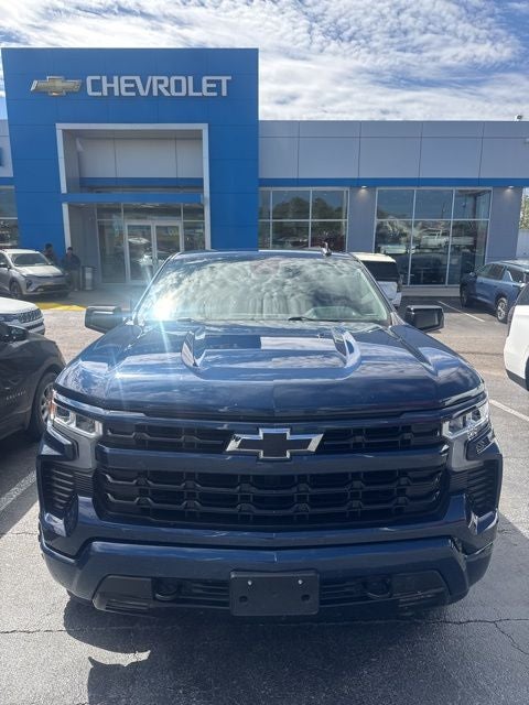2022 Chevrolet Silverado 1500 4WD Crew Cab Short Bed RST