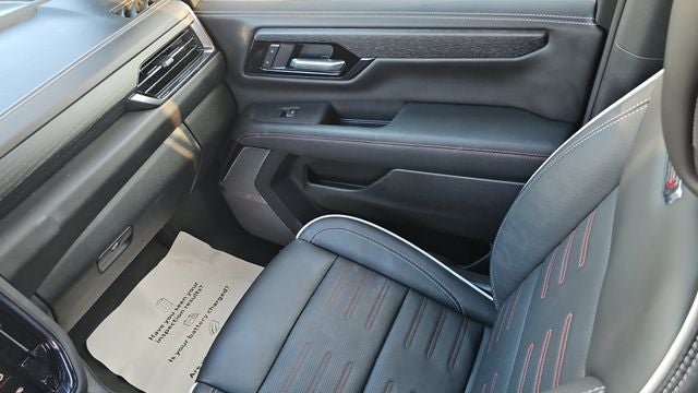 2025 GMC Yukon XL 4WD AT4 Ultimate
