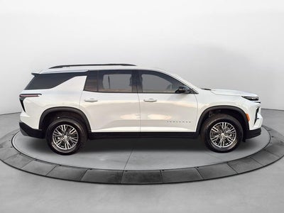2026 Chevrolet Traverse FWD LT