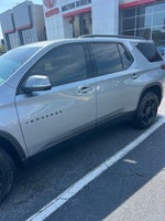 2023 Chevrolet Traverse FWD LT Cloth