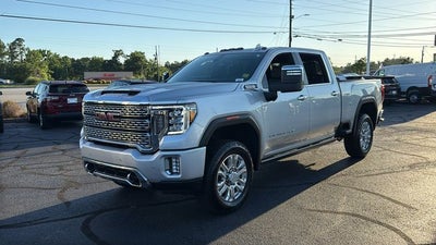 2023 GMC Sierra 2500HD 4WD Crew Cab Standard Bed Denali