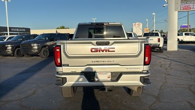 2023 GMC Sierra 2500HD 4WD Crew Cab Standard Bed Denali