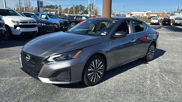 2024 Nissan Altima SV FWD