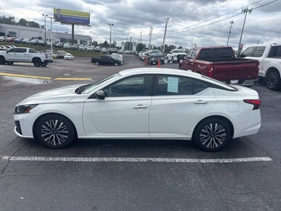 2025 Nissan Altima SV FWD