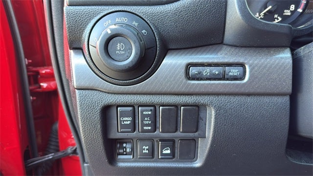 2022 Nissan TITAN Crew Cab PRO-4X 4x4