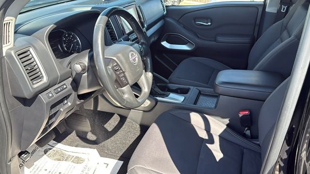 2023 Nissan Frontier SV - Photo 25