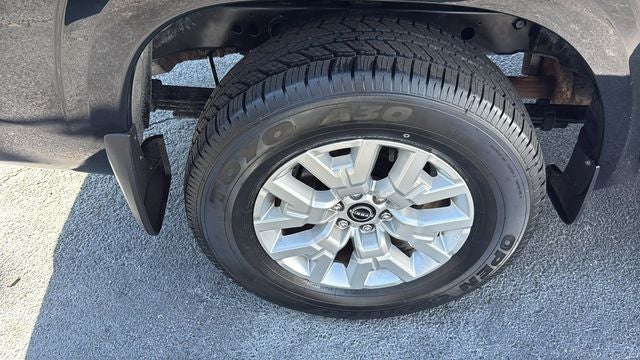 2023 Nissan Frontier SV - Photo 9