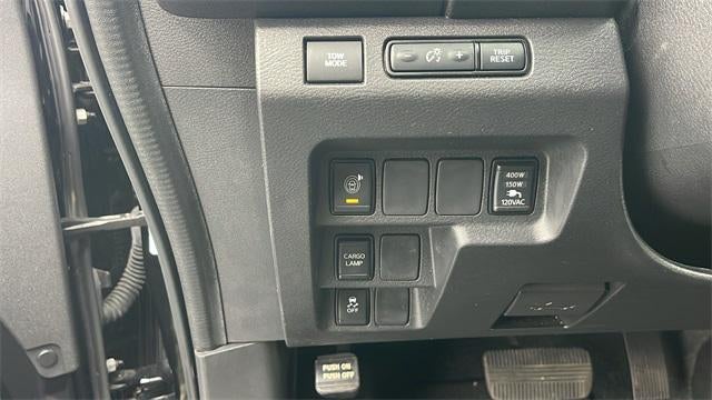 2023 Nissan Frontier Crew Cab SV 4x2