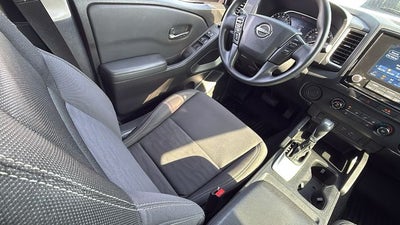 2022 Nissan Frontier Crew Cab SV 4x2