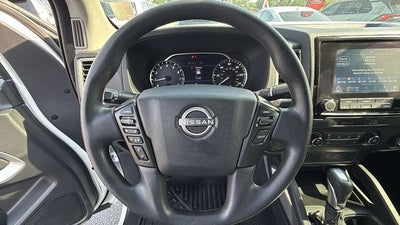 2022 Nissan Frontier Crew Cab SV 4x2