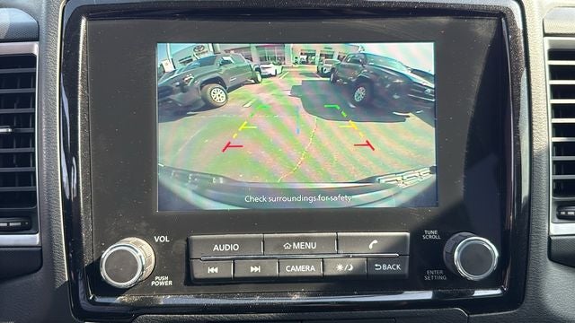 2022 Nissan Frontier Crew Cab SV 4x2
