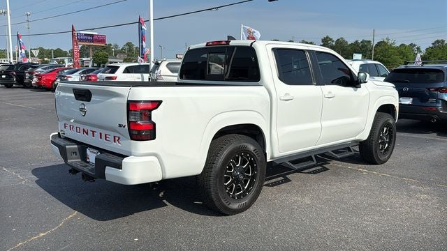 2022 Nissan Frontier Crew Cab SV 4x2