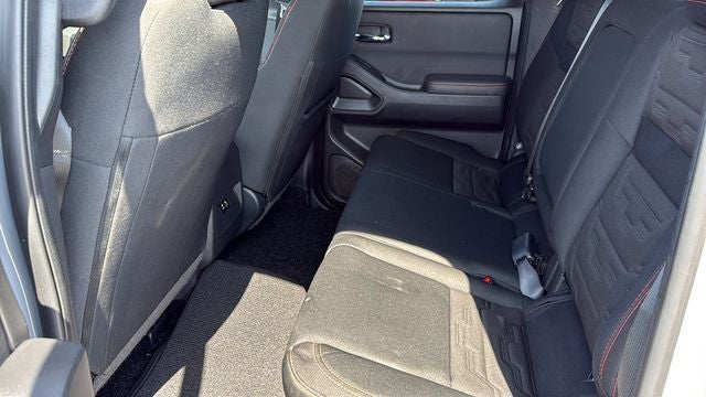2024 Nissan Frontier Crew Cab PRO-4X 4x4