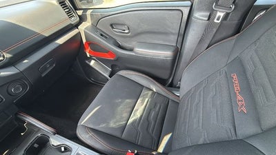2024 Nissan Frontier Crew Cab PRO-4X 4x4