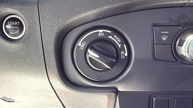 2024 Nissan Frontier Crew Cab PRO-4X 4x4